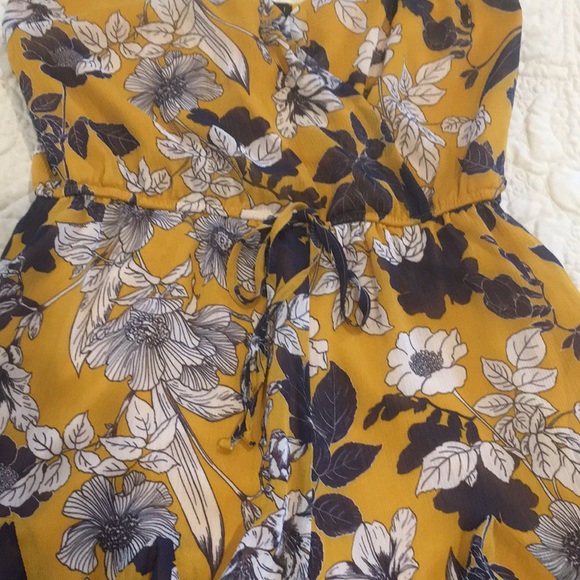 Trixxi Ruffle Romper Yellow Floral Medium - Picture 3 of 16